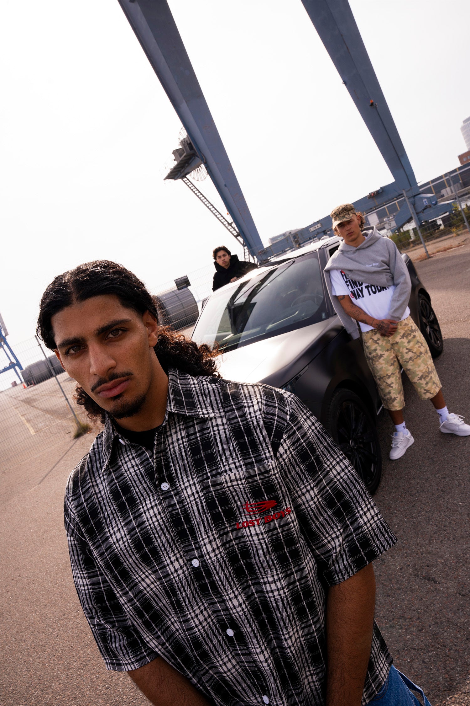 LOST BOYS SHORT SLEEVED SHIRT Shirt Black/Grey Tartan