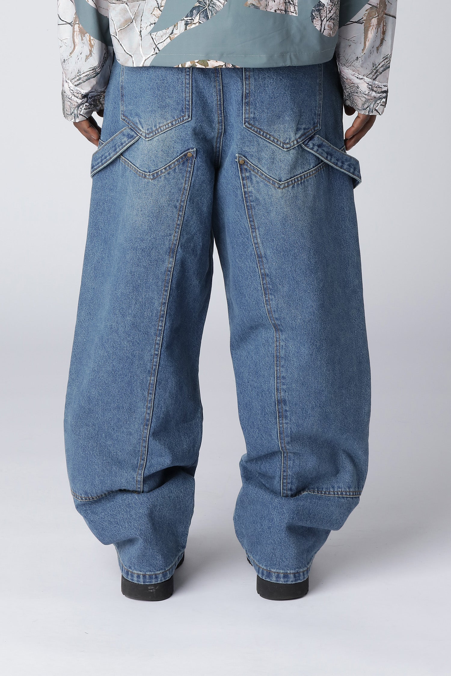 BAGGY CARPENTER Stonewashed Blue - Main Image