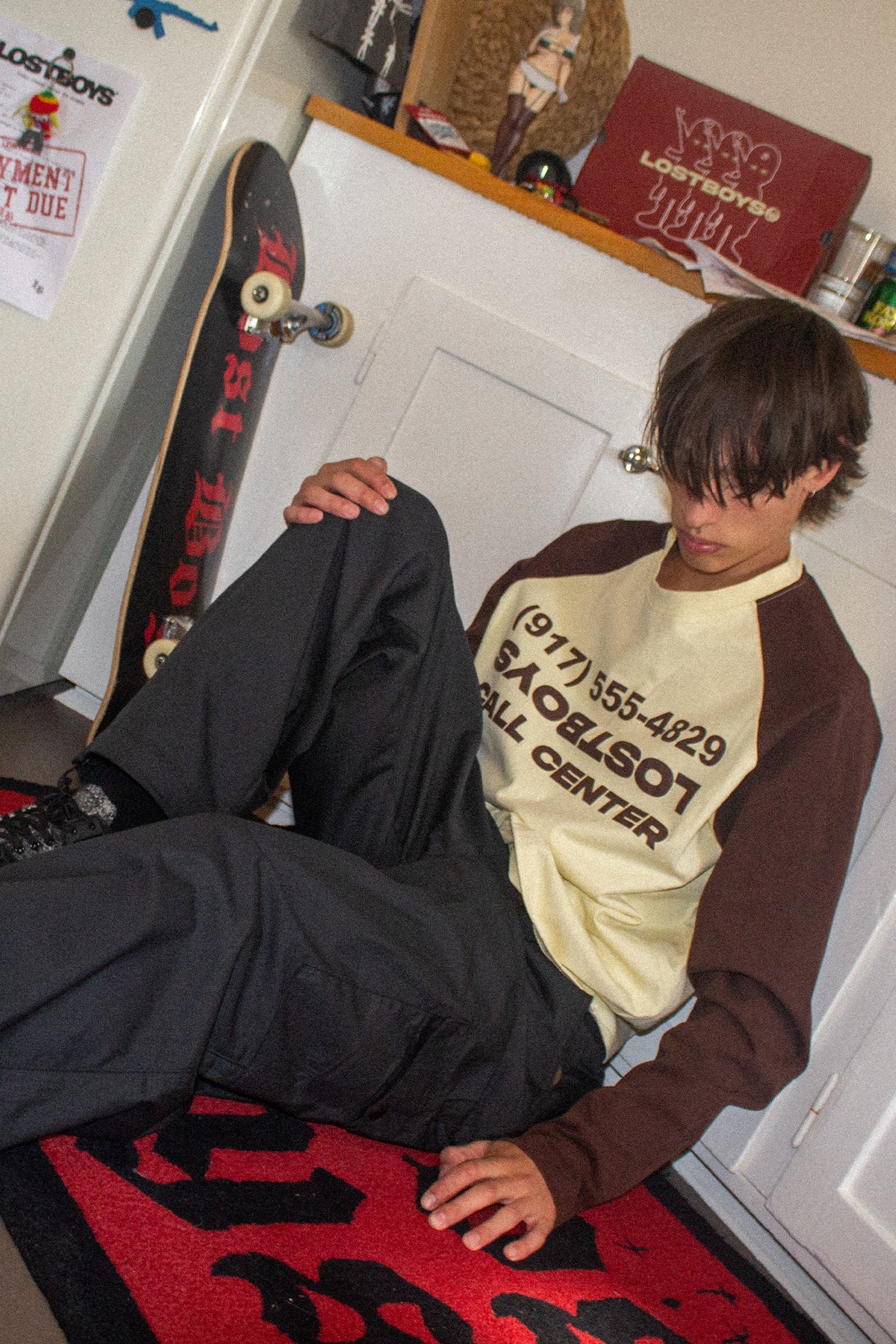 LOST BOYS CALL CENTER RAGLAN LS Long Sleeve T-shirt Cream/Brown