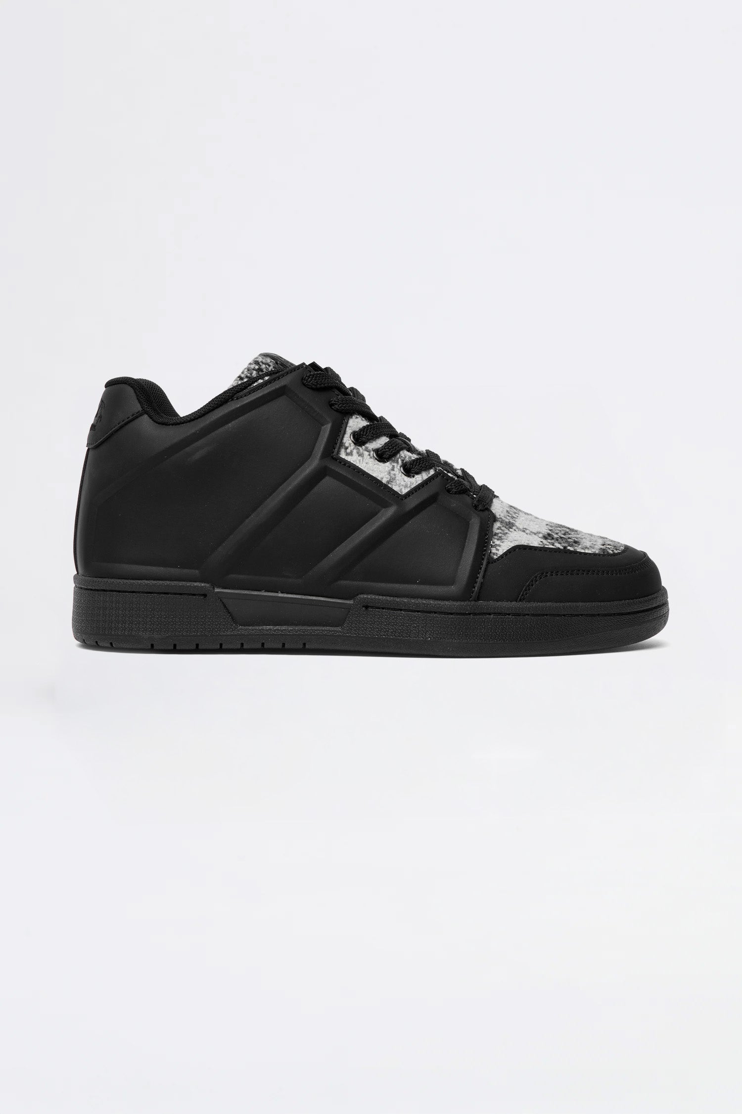 LOST BOYS CARAPACE Sneaker Black Checkered