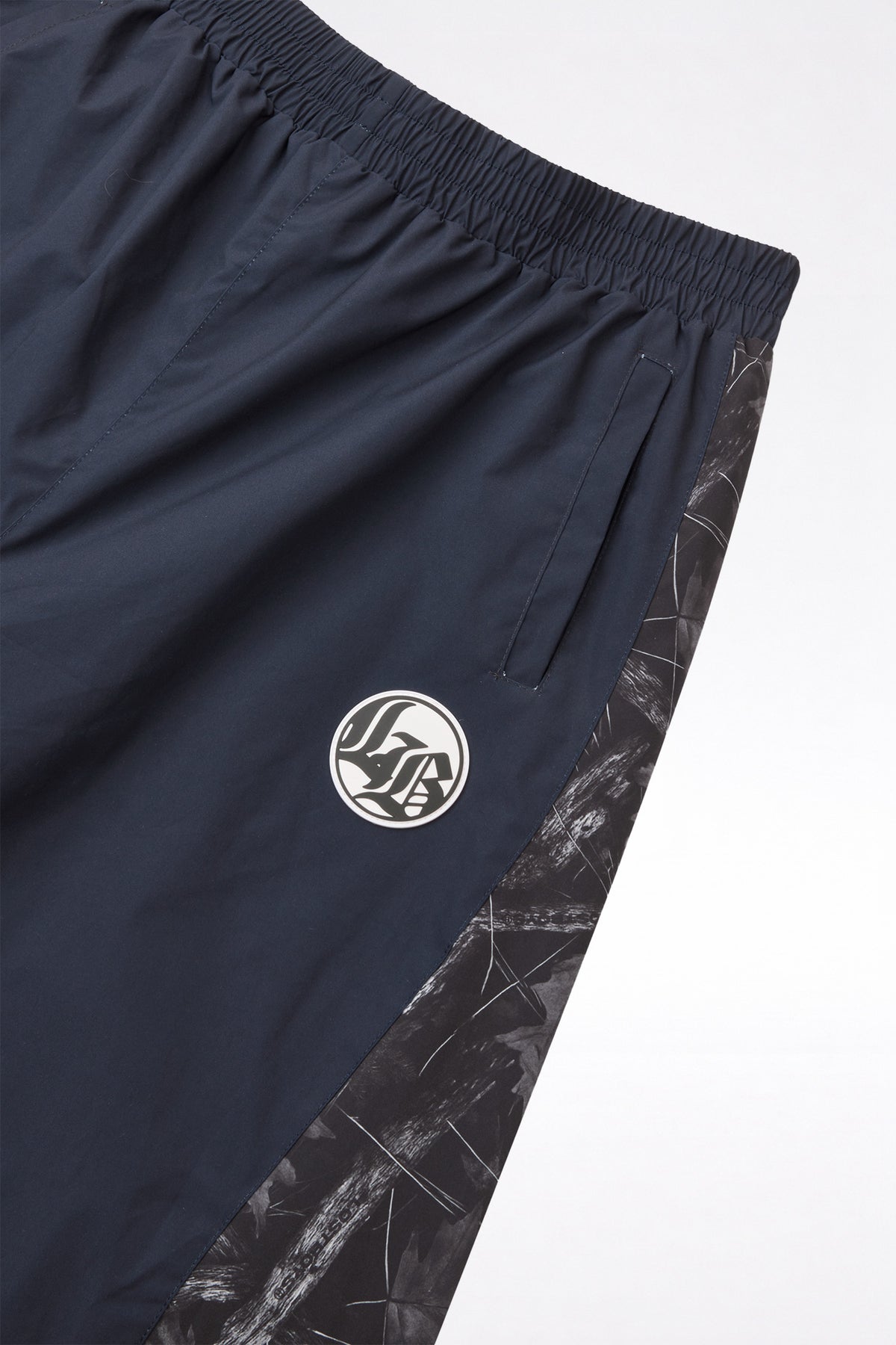 LOST BOYS RUNNER REALEST TREE TRACK PANT Pants Black Realtree Camo