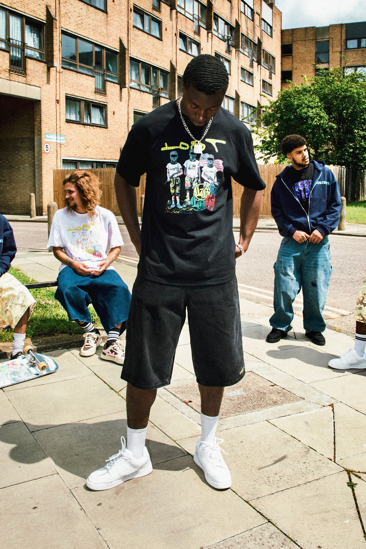 LOST BOYS "THE WAR WITHIN" GRAPHIC TEE T-Shirt Black