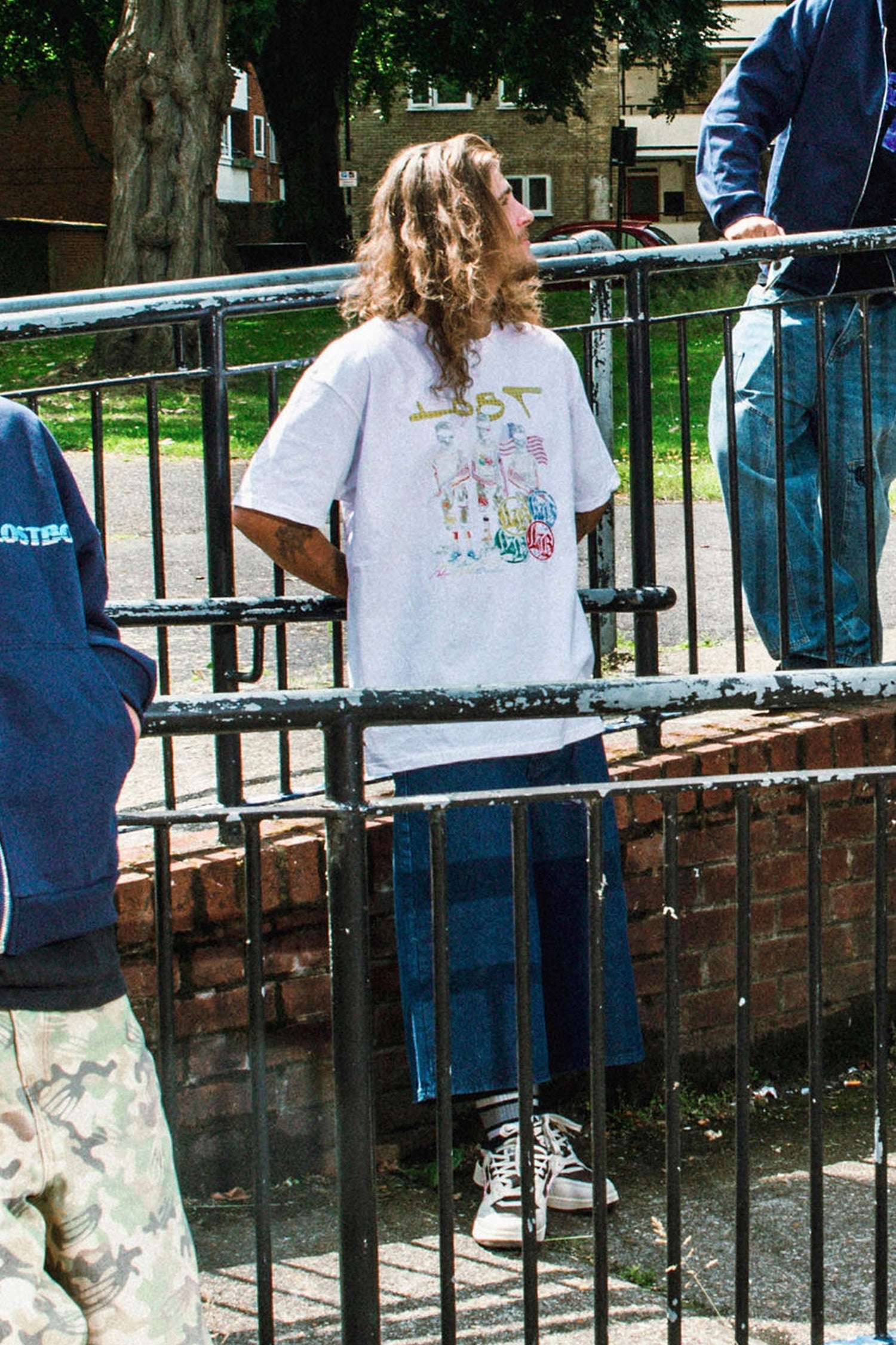 LOST BOYS "THE WAR WITHIN" GRAPHIC TEE T-Shirt White