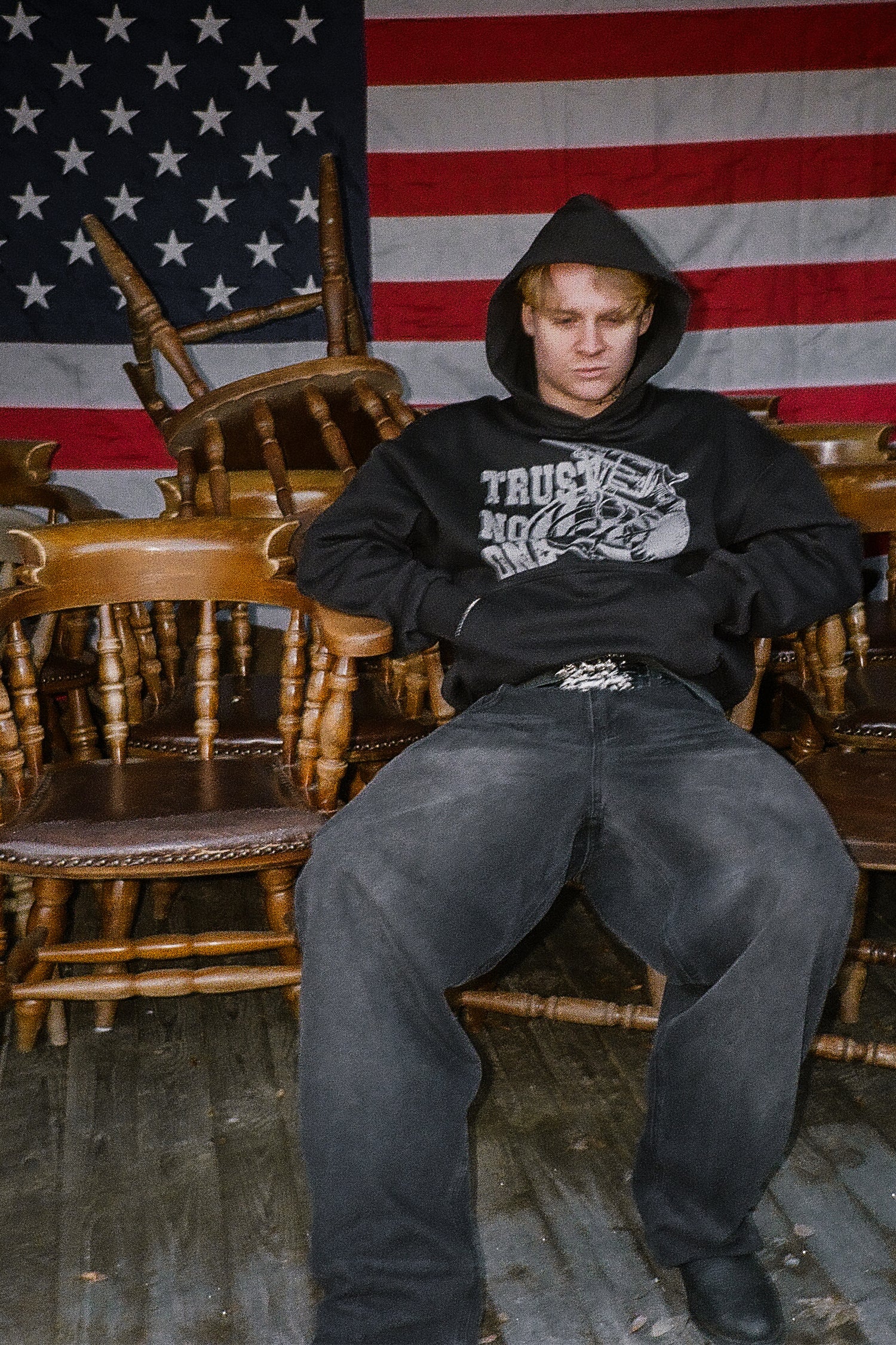 LOST BOYS TRUST NO ONE HOODIE Sweat Black